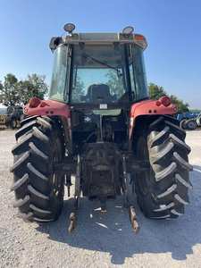 Tractor Massey Ferguson 5445 de 2006: Rendimiento Comprobado con Potencia Versátil - Product Image 5