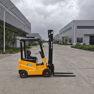 Chariot élévateur électrique neuf 3 tonnes à batterie lithium-ion, alimentation CA, écran LCD, pneus pleins, propulsion arrière, hydraulique latéral, pour une efficacité d'usine optimisée - Product Image 3