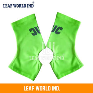 ขายส่ง 2021 พวยแบบกําหนดเองคุณภาพสูงปรับแต่งด้วยโลโก้ที่กําหนดเองพวยอเมริกันฟุตบอล - Product Image 5