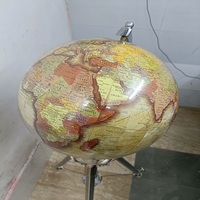 Globe du monde vintage avec trépied en acier Cadeaux décoratifs Article Nouveau design élégant et moderne à bas prix
