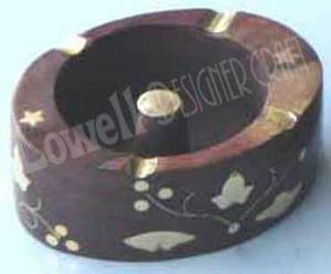 Decorative Round Shape <b>Wooden</b> Ashtray for House and <b>Car</b> Use with Smoke Slot and Vintage Look for Gifting Purpose - Product Image 6