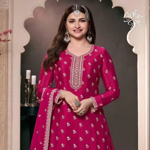 ชุดปาร์ตี้ชาติพันธุ์ชุดคอลเลกชั่น - Product Image 1