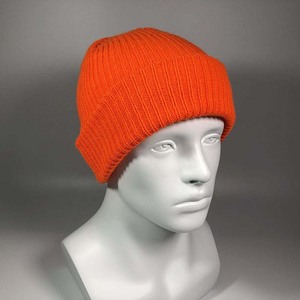 Gorro de Punto Personalizado de Color Sólido, Grueso para Invierno, Adecuado para Deportes y Correr, 100% Acrílico, con Puño, Color Naranja - Product Image 1