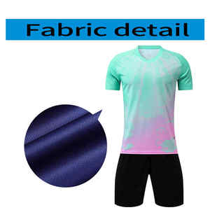 Offre Spéciale 2025 à manches courtes hommes Football maillot ensemble personnalisé Sport maillot ensemble gratuit maquette Football uniforme - Product Image 2