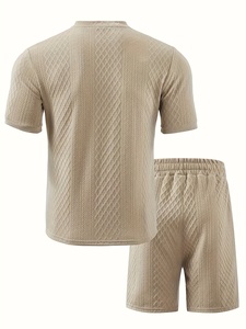 ชุดเสื้อยืดคอกลมแขนสั้นและกางเกงขาสั้นสำหรับผู้ชาย ระบายอากาศได้ดี ผลิตจากผ้าฝ้าย 100% ชุดลำลองสำหรับฤดูร้อน - Product Image 2