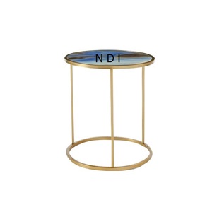 Table d'appoint moderne en fer avec dessus en marbre, finition plaquée or - Product Image 1