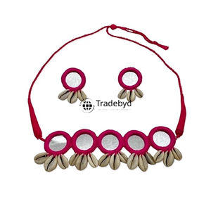 Tradebyd collier de broderie traditionnelle bijoux artisanaux déclaration de mode ethnique pour les femmes - Product Image 4