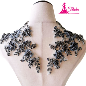 Accessoire de mode unique Vêtements avec des appliques 3D accrocheuses - Product Image 1