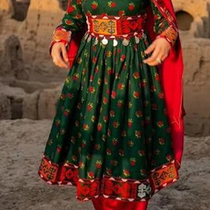 Vestidos Tradicionales Afganos de Alta Calidad a Precios de Mayoreo, MOQ Bajo, Vestidos Afganos Kuchi Bordados de Manga Larga para Mujer en Venta - Product Image 4