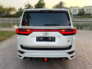 Toyota Land Cruiser 2025 Neuf/Occasion 3.0L Automatique Sièges en Cuir Orange VIP Toit Panoramique Phares LED/Xénon à Vendre - Product Image 6