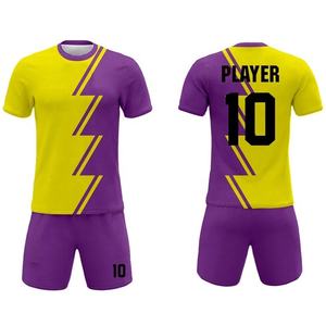 Vente en gros du meilleur maillot de football pour hommes personnalisé en usine uniforme de football vêtements de football pour le sport uniforme de football à manches courtes - Product Image 3