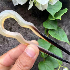 ปิ่นปักผมรูปเขาควายขัดเงาสำหรับผู้หญิงทำจากเขาวัวอุปกรณ์เสริมจากธรรมชาติ - Product Image 1