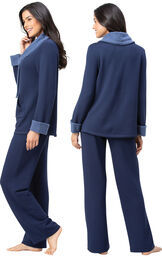 Último diseño de las mujeres de algodón de manga larga chándal pijama conjunto ropa de dormir 2 uds conjuntos pijama suave polar Unisex chándal - Product Image 4