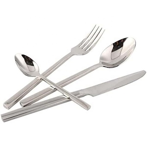 Vaisselle en acier inoxydable brillant personnalisé poignée martelée en métal argenterie de luxe couteau en métal doré fourchette cuillère ensemble de couverts - Product Image 4