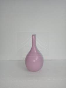 Vase à fleurs en métal en fer d'inspiration victorienne avec un design artistique unique pour les affichages décoratifs haut de gamme dans les maisons et les lieux d'événements - Product Image 2