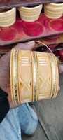 Ensemble de bracelets de mariée en résine tendance avec design Kundan décoratif pour mariages et soirées, bracelets de créateur pour femmes à prix abordable