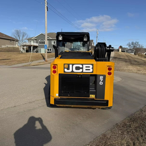 Cargadora Compacta JCB 270 2026, 74HP, 2723LB, Sistema Hidráulico Parker, 1 Año de Garantía, Aire Acondicionado de Alta Eficiencia, Asiento con Calefacción de 2 Velocidades, Sistema de Reversa - Product Image 2