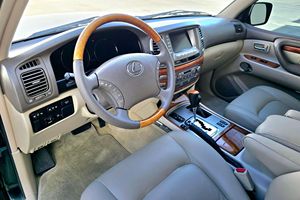 USADO LHD/RHD 2004 LE X US LX 470 - Product Image 2