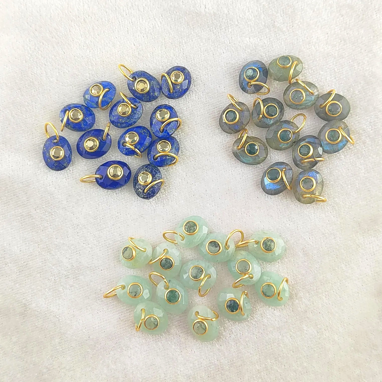 มีหลายสี