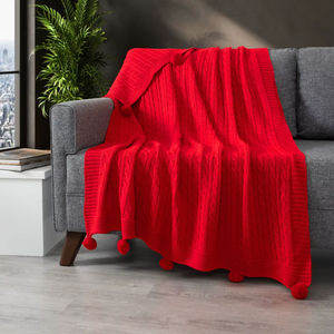 Manta de TV de punto suave y cómoda roja 130x170 cm sofá y chal de hombro para comodidad y estilo - Product Image 1