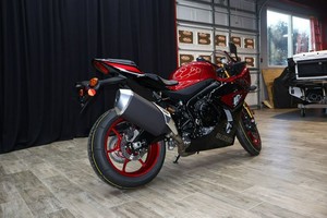 Motocicleta Deportiva Suzuki GSX-R1000R 999cc de Alto Rendimiento 2025-2026, Motor de 4 Tiempos en Línea, Entrega a Domicilio en Todo el Mundo - Product Image 5