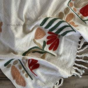 <b>Red</b> Color Printed Cotton Throws Home Decor Wholesale Throw for Living Room Decor Sofa Decor Sofa Throw - Product Image 6