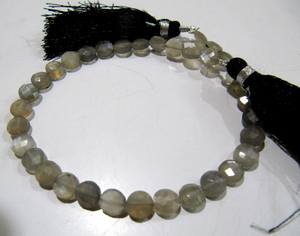 Cuentas facetadas Briolette con forma de moneda redonda de piedra lunar gris natural, hebra de 6mm de 8 pulgadas de largo - Product Image 3