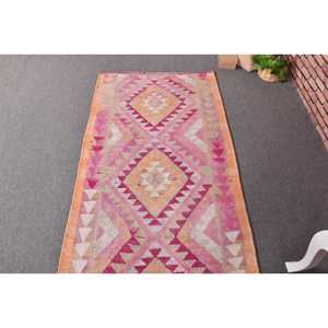 Alfombra Turca Vintage de 3.1x10.4 pies (94x318 cm), Alfombra Marroquí Rosa Kilim - Product Image 4