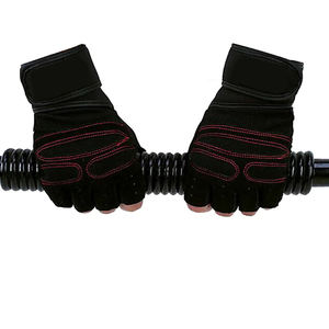 Guantes de gimnasio de medio dedo impresos con logotipo personalizado Guantes de mano de fitness de cuero duradero Guantes de ejercicio transpirables para levantamiento de pesas - Product Image 5