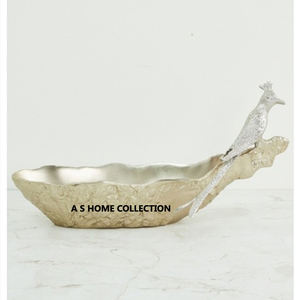 Premium Quality Metal Decorative <b>Bowl</b> Trending Design Silver Color Dessert Chocolate <b>Serving</b> <b>Bowl</b> for Hot Selling - Product Image 4