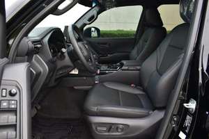 TOYOTA LAND CRUISER BLACK - Product Image 6