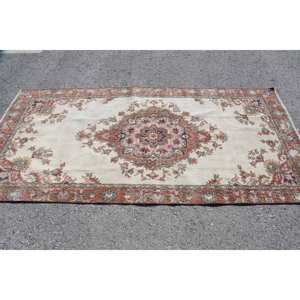 Beige and <b>Red</b> Traditional Vintage Turkish Rug (4 X 8.3 Ft) - Product Image 3