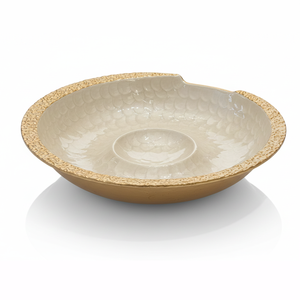 Bandeja de Servir de Aluminio Ecológica de Estilo Vintage con Diseño de Escamas de Pescado Hecha a Mano, Tazón para Salsas con Borde Dorado, Forma Orgánica Contemporánea - Product Image 3