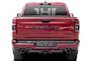 RamBox 4X4 2023 1500 Limited, Volante a la Izquierda, Asientos de Cuero, Cámara Trasera, Pantalla Táctil, En Buen Estado - Product Image 5