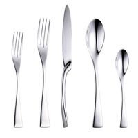 Nouvel ensemble de couverts au design antique pour plats Homeware & Restaurants Dîner et salade Portions