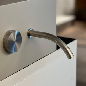 CEA Design GIO195 Mitigeur de lavabo de salle de bain monotrou en acier inoxydable avec bouton de commande latéral moleté, poignée unique, design moderne - Product Image 3