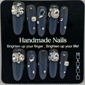 เล็บปลอมคริสตัลออร์บิทขนาดเล็ก - Product Image 1