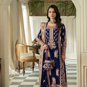 Nouveau Designer Heavy Faux Georgette Thread & Sequence Broderie Avec Pearl Work Top et Palazzo With Heavy Sequence Work Dupatta - Product Image 1