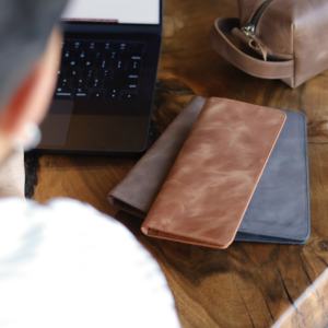 Portefeuille en cuir véritable durable avec blocage RFID pour hommes et femmes - Product Image 1