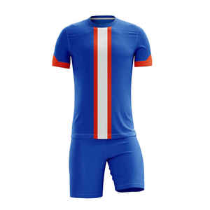 Maillot en maille à séchage rapide personnalisé pour hommes vêtements de sport pour enfants ensemble d'uniformes de football vêtements de football pour l'équipe par sublimation personnalisée - Product Image 1