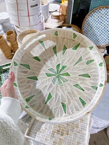 Plateau décoratif écologique en nacre à motif floral traditionnel, qualité export, gamme artisanale, de 15 cm à 100 cm - Product Image 6