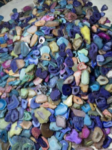 Venta al por mayor Natural Druzys ágata rebanada de ágata cruda en rodajas Druzy piedra colgante collares para mujeres curación fabricación de joyas - Product Image 2