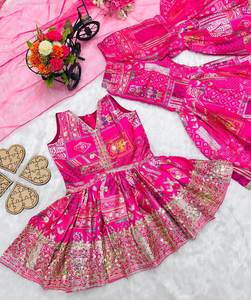 Prêt-à-porter Costume traditionnel Salwar 3 pièces pour filles, imprimé et brodé, de couleurs vives, imprimé de fleurs fantaisie, pour mariage et fête - Product Image 4