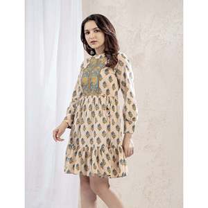 เดรสผ้าฝ้ายพิมพ์ลายสีเบจเขียว ทรงบัตติ ความยาวระดับเข่า คอจีน เอวยางยืด สไตล์ลำลอง ระบายอากาศได้ดี ขนาด XS สำหรับใส่ไปเที่ยวคลับ - Product Image 5