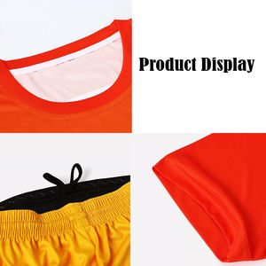 Conjunto de Uniforme de Fútbol Personalizado para Hombre |   Uniforme de Fútbol con Degradado Naranja y Amarillo |   Servicio de Impresión de Ropa Deportiva al por Mayor para Conjuntos de Entrenamiento OEM - Product Image 3