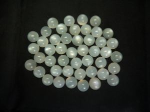 Top qualité 100% authentique pierre de lune blanche lisse ronde Cabochon taille calibrée en vrac pierres précieuses de guérison à taux de vrac - Product Image 2