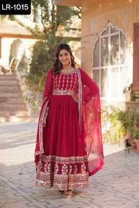 Ropa tradicional india Faux Blooming con bordado Zari Lentejuelas Trabajo Listo para usar Anarkali Vestidos con tallas grandes disponibles - Product Image 2