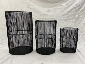 Juego de 3 Faroles Decorativos Sonnet Hechos a Mano de Metal con Forma Ovalada, Estilo Navideño, Portavelas de Hierro y Vidrio para Decoración del Hogar y Jardín - Product Image 4