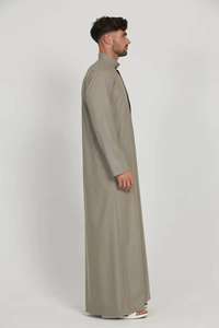Vente en gros de vêtements islamiques Daffah Thobes de haute qualité pour hommes marocains Jubba Thawb Thobe Kaftan Qamis d'hiver avec des couleurs contrastées - Product Image 2