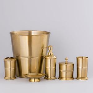 Venta al por mayor de accesorios de baño acabado dorado multitipo para uso en el baño hecho de metal - Product Image 1